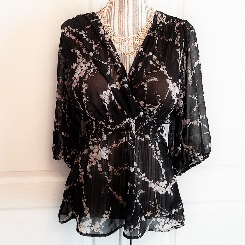 EXPRESS Sheer Floral Blouse Size: S/P (Will Fit M)